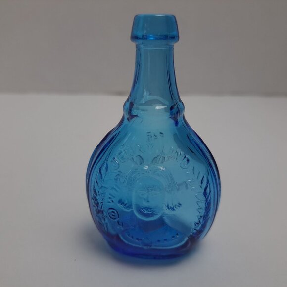 Wheaton Cerulean Blue Embossed Miniature Glass Bottle Decorative Vintage Piece - Picture 10 of 16